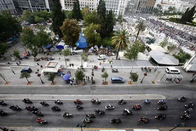 Атина на стачна вълна: синдикати блокираха центъра