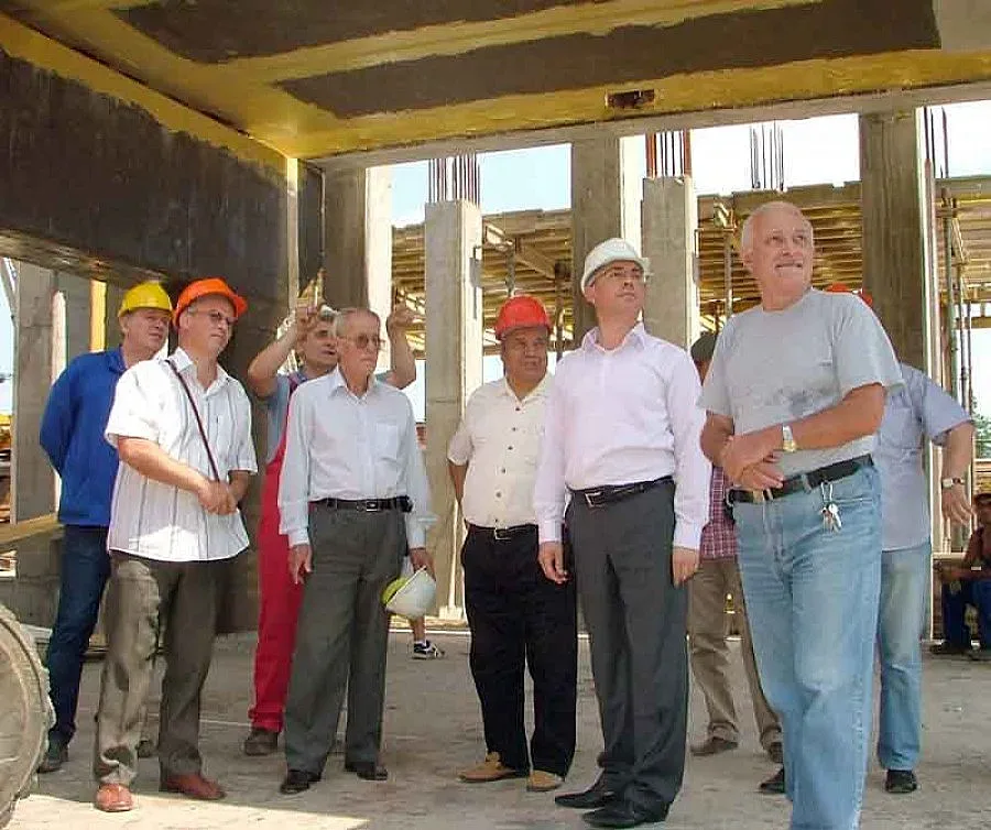 Одрусаха завод 60 бона заради замърсяване