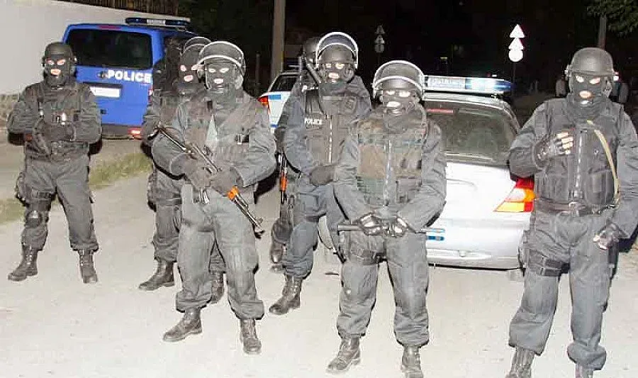 Проверявали Цар Киро от десетина дни