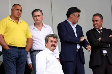 "Лудогорец" първи, "Левски" страда