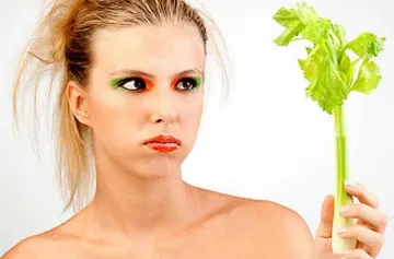 Девойка с алергия от диетата на Дюкан