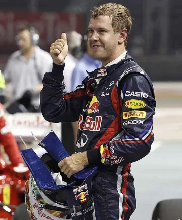 Фетел тръгва първи за Гран при на Сингапур