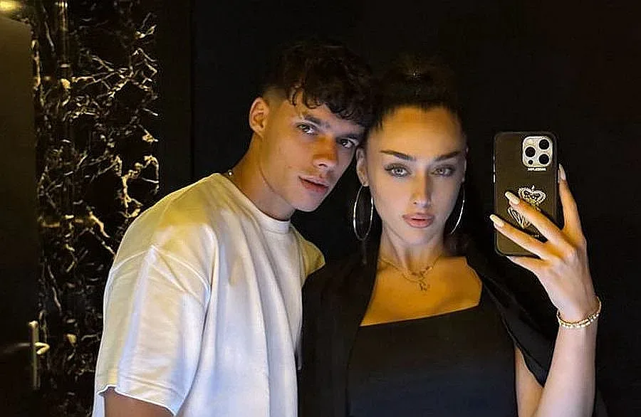 Елизабет Кравец разплака ергените! Направи един мъж щастлив