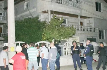 Запалиха палата на Цар Киро