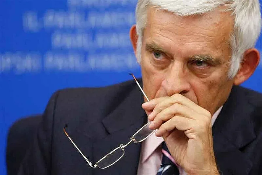 Шефът на ЕП осъди отхвърлянето ни за Шенген