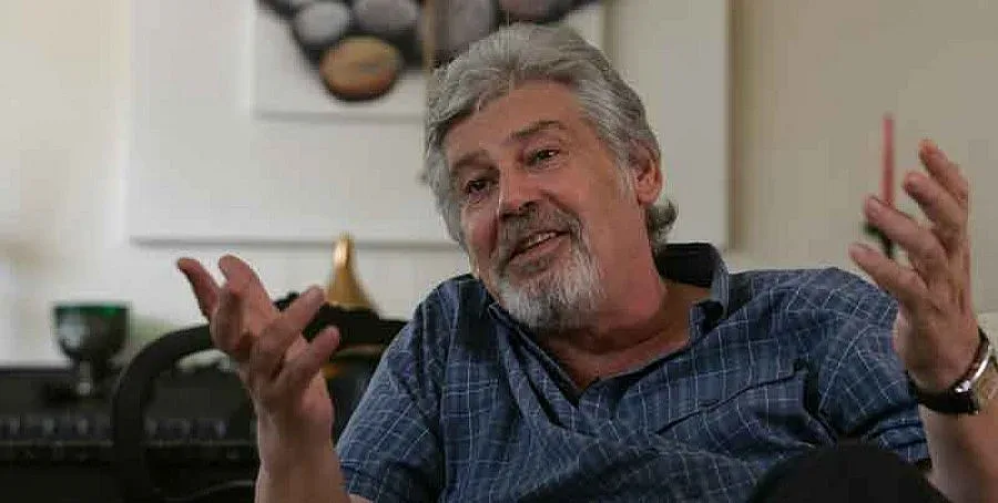 Ламбо иска референдум за костите на Фердинанд