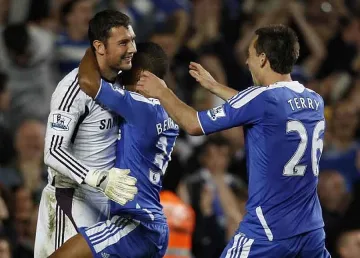 "Челси" издрапа с дузпи в "Карлинг Къп" (видео)