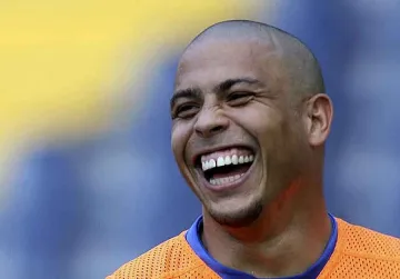 Роналдо спасява живота на папарак