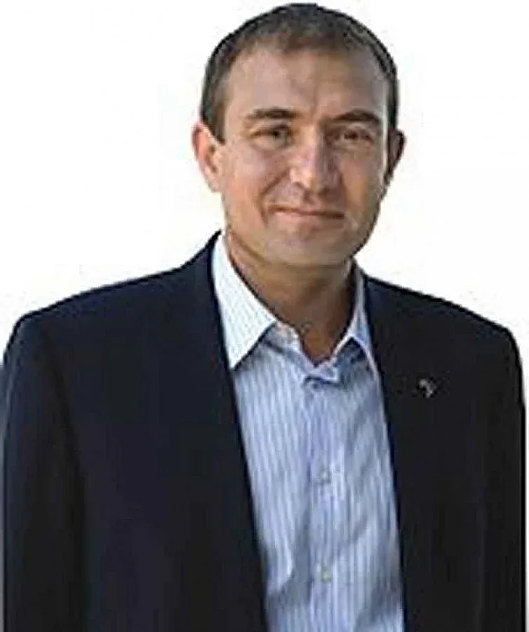 ДПС застана зад Борислав Гуцанов