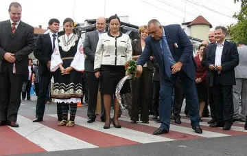 Гърбици ни пазят по пътя за Боровец