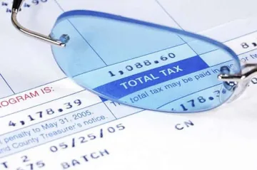 Данъчни копои захапват богаташи