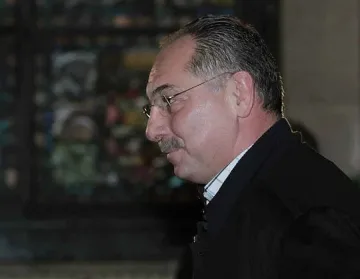 Ангел Бончев съди фондацията, на която дари откупа