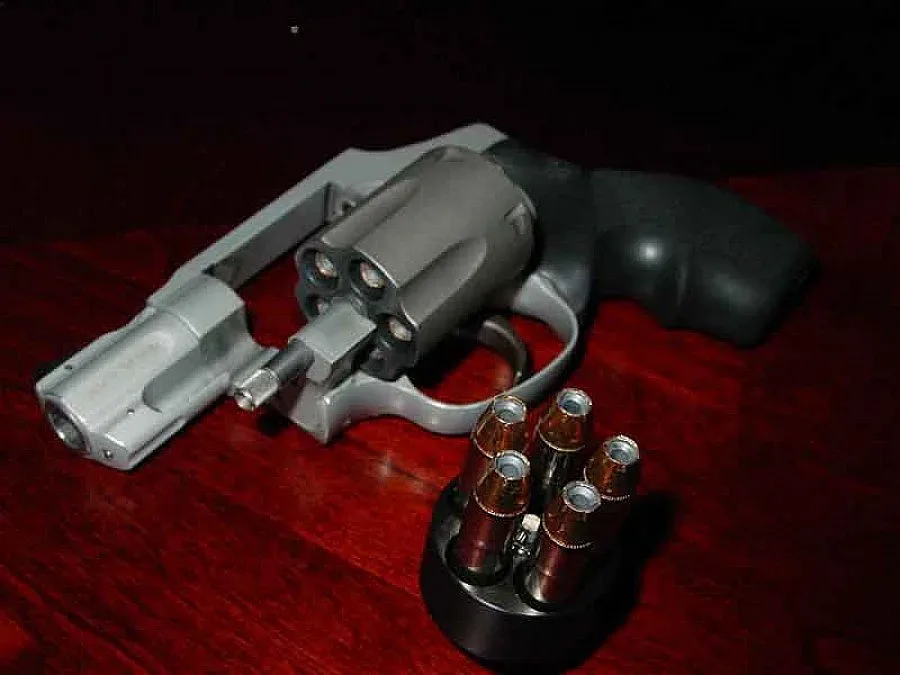 Закопчаха бандит за стрелба в Банско