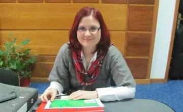 Румънска чиновничка вдига сватба с БГ аксесоари