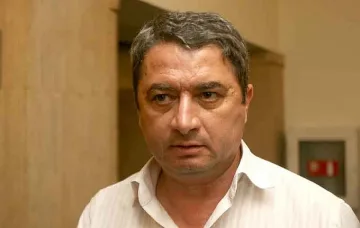 Мими обеща да не си играе на криеница