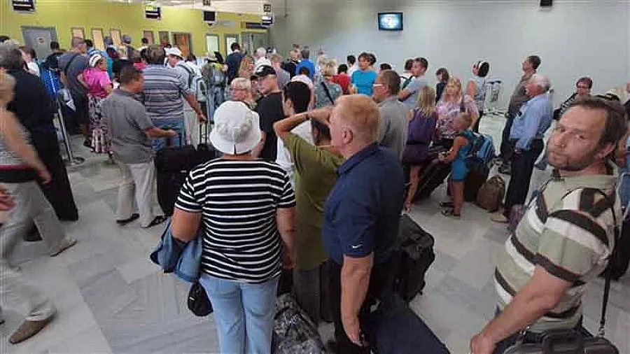 Нова група туристи отлита за Москва