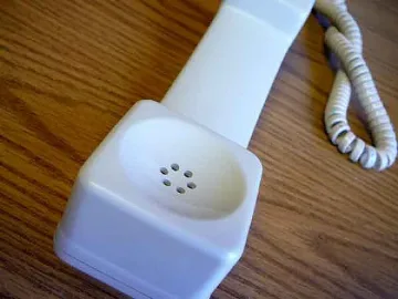 Ужилиха три старици по жицата