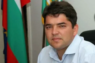 Кметът на Димитровград се оттегля от поста