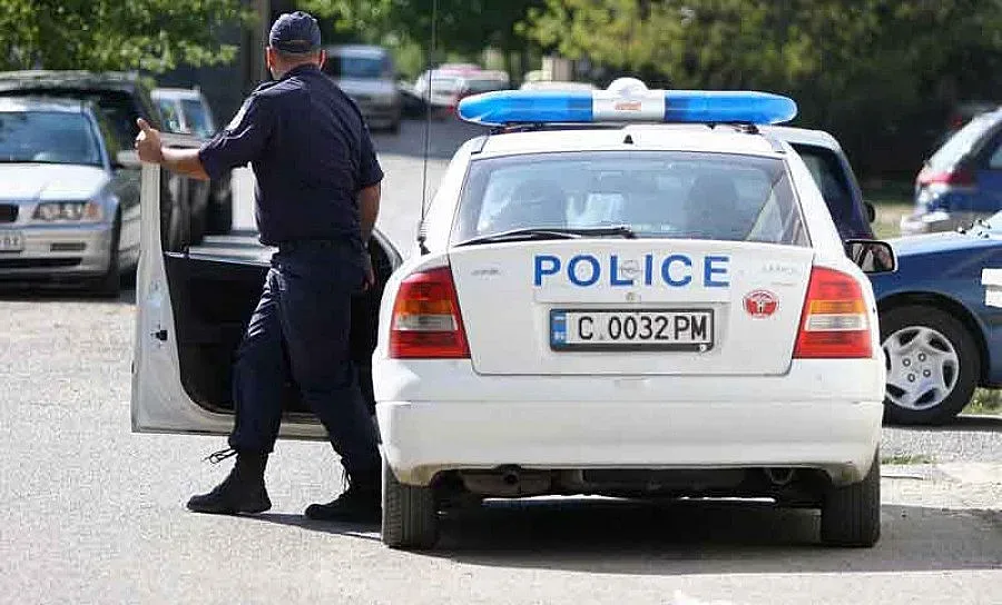 Заплатите на полицаите растат от 2013 г.