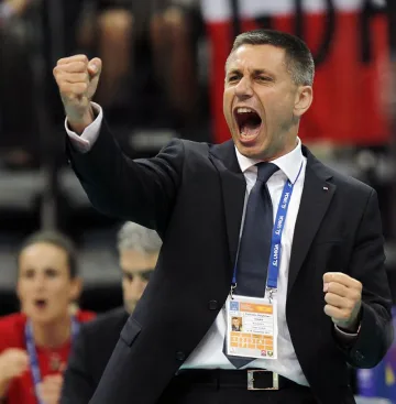 България прекърши Полша на Евроволей 2011  