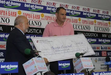 Петър Стойчев остана на 4 сек от нова титла