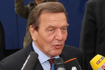 Шрьодер призова за Обединени европейски щати