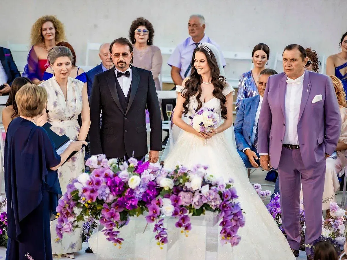 Сватба на годината! Един от най-богатите българи взе невероятна красавица (СНИМКИ)