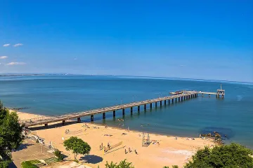 Мистериозен сандък изплува на бургаския плаж