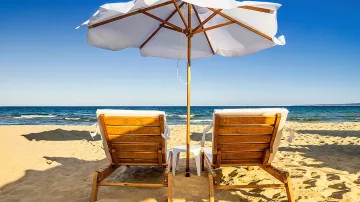 По морето ни цакат. Вижте с какво