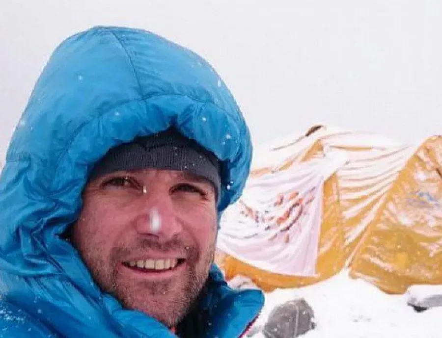 Спипаха хлапета, тарашили автомобили в Шумен