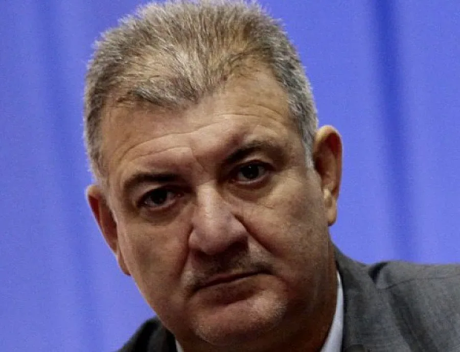 Станишев за кризата: Няма как