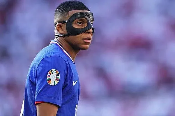 Мбапе побесня! Появи се огромен проблем