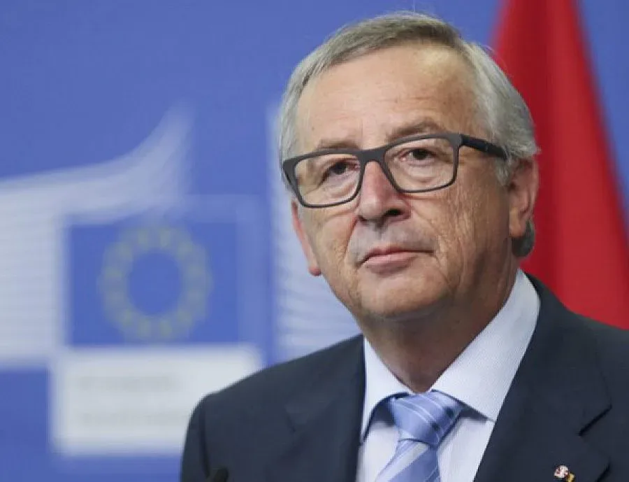 Хамали учат пози за носене на товари