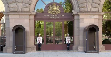 Две партии слагат край на консултациите при президента