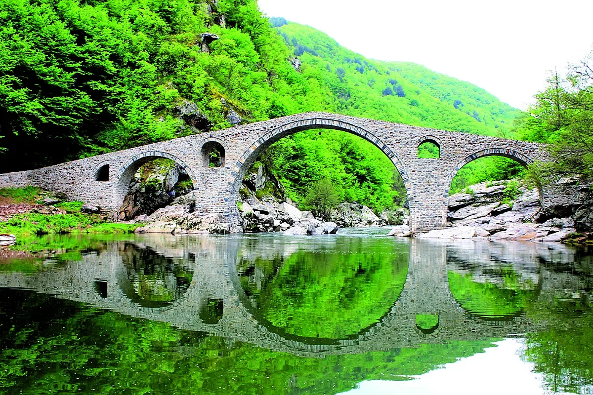 Непознатото богатство на България! Най-мистичният мост (УНИКАЛНА СНИМКА)