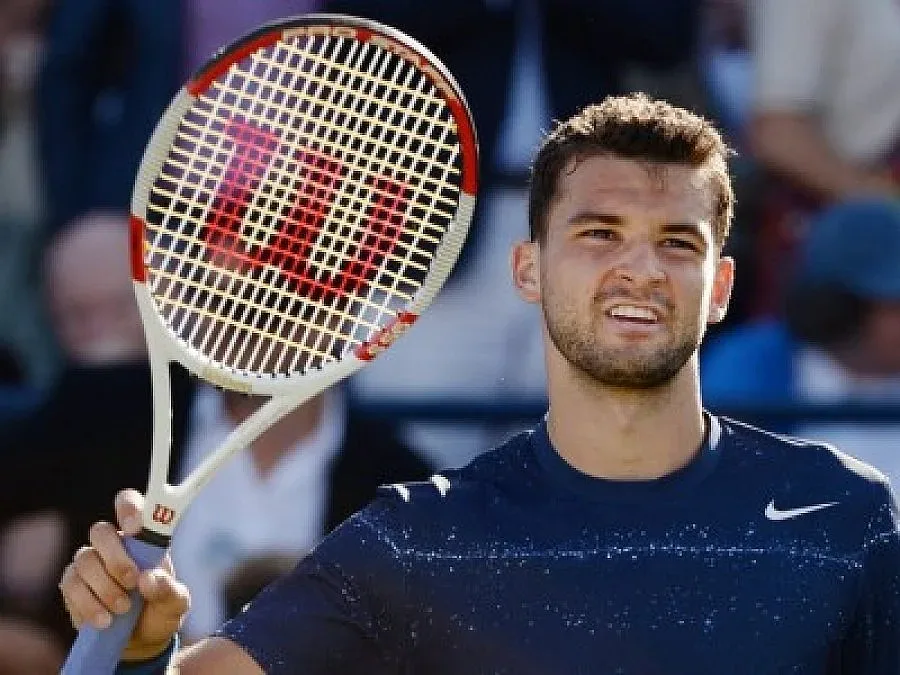 Яне официално изхвърлен от ОДС