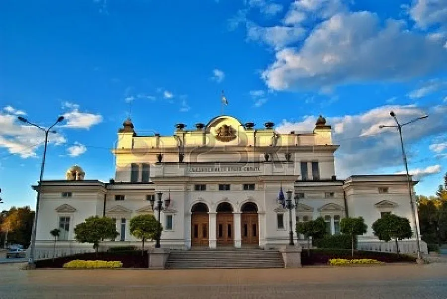 26 годишна бере душа след катастрофа в сливенско