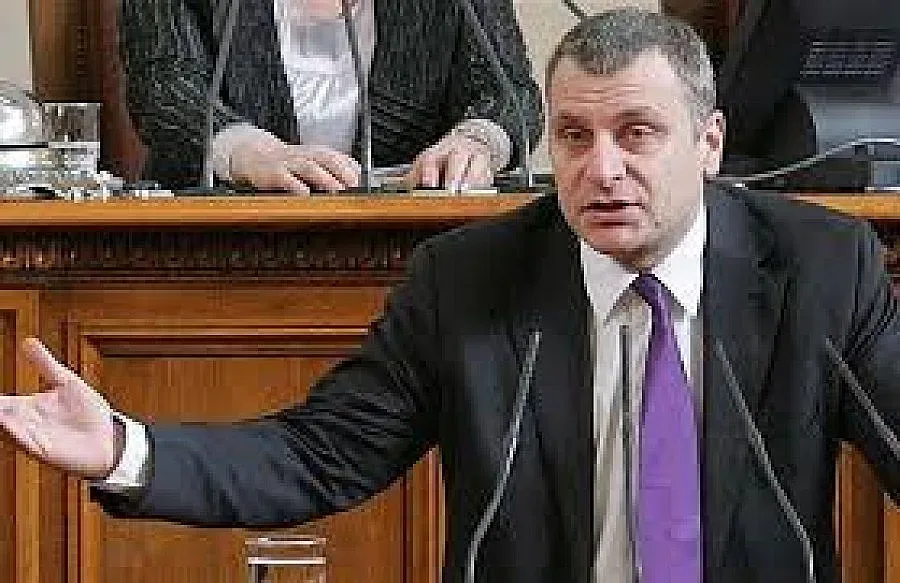 ДСБ: Станишев, спри скока на цените