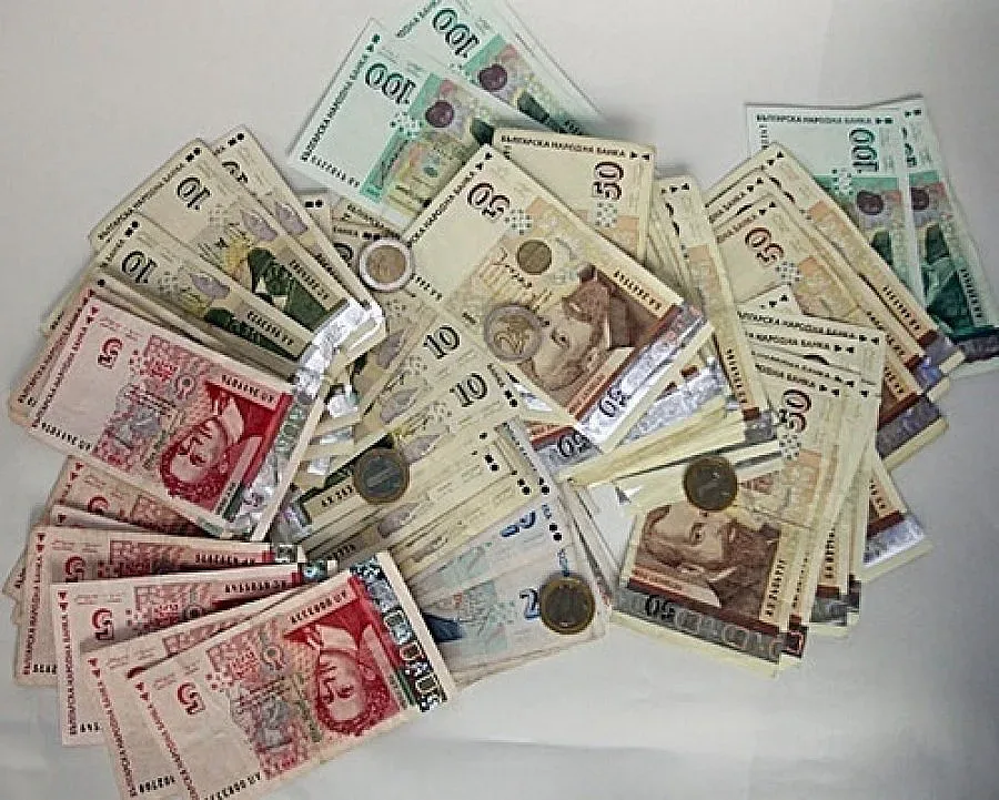 Топъл душ за 0,42 лв пуснаха във Варна