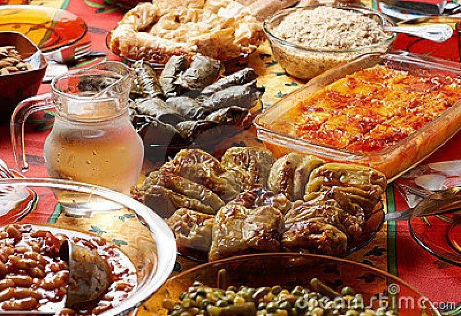 Измамник преджобил старица