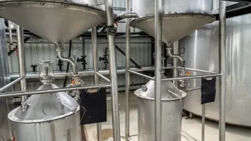Продават уникална фабрика в Пловдивско. Мери се с големите в света