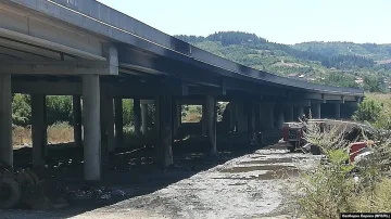 Разбра се чия съпруга е загиналата на магистрала Струма