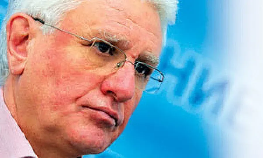 ПЪТИЩАТА В СТРАНАТА