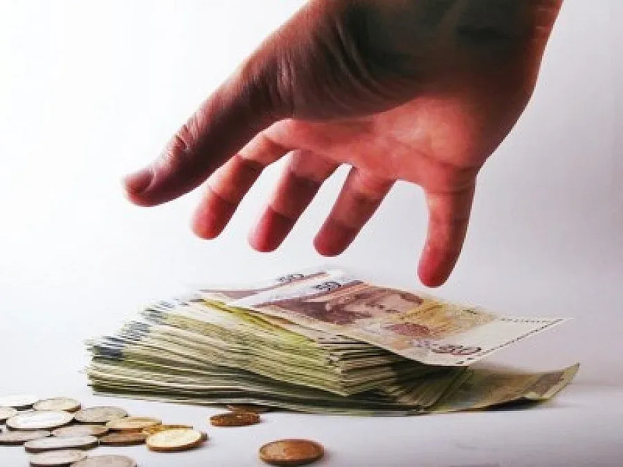 Хюсменова хвали кабинета в Страсбург