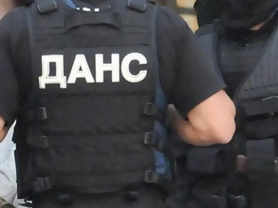 27 дами се борят за кувейтския парламент