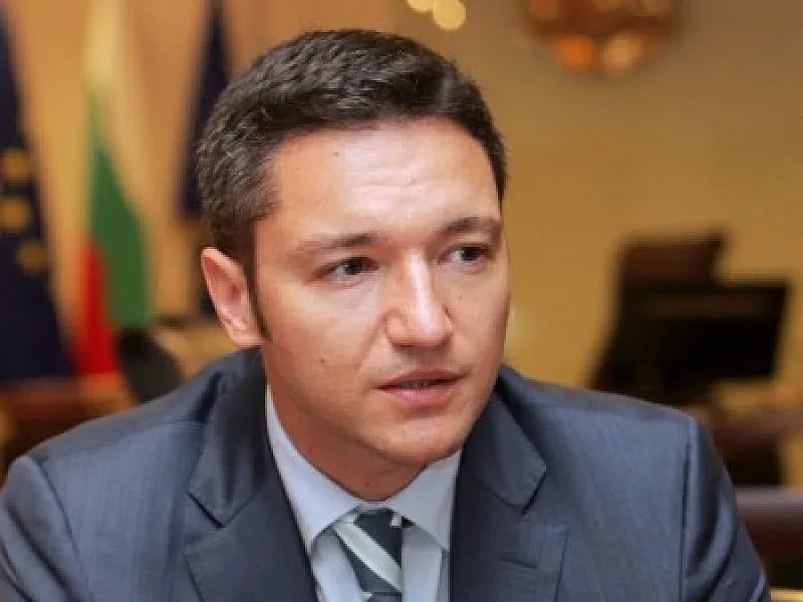 60 лв. за докторска тапия, валидна зад граница