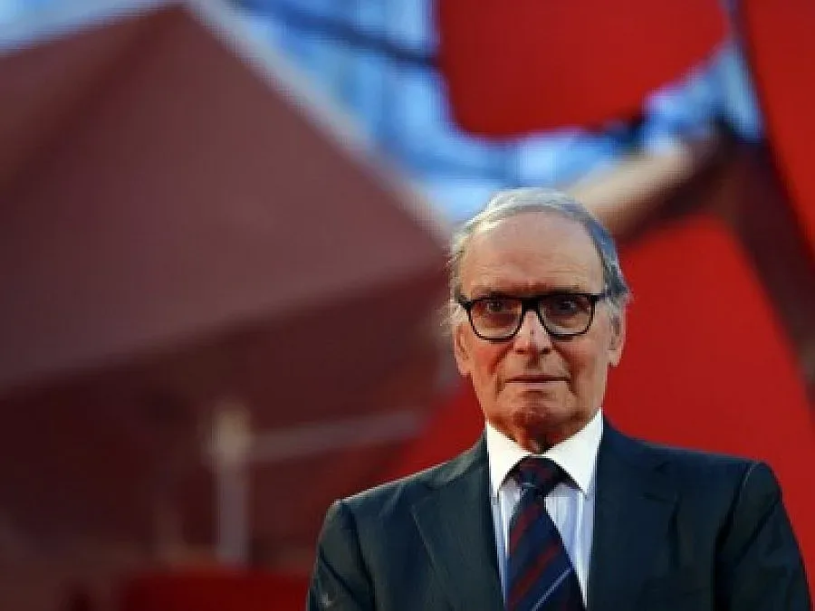 Църковният събор подхваща козметично устава