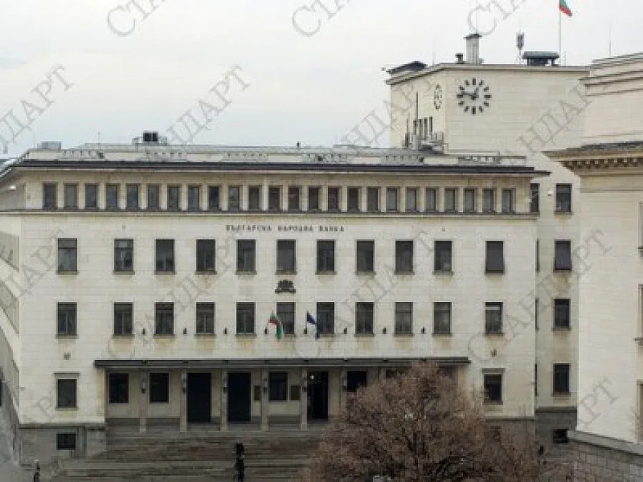 30 млн. лв. за "Метро" и в Плевен 