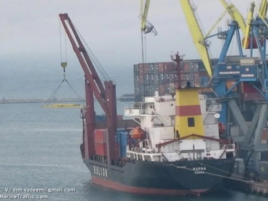 Опозицията кани Плугчиева на отчет за еврофондовете