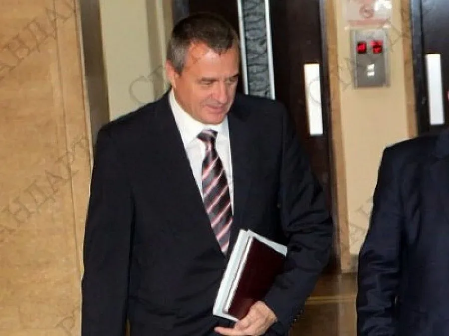 Пет години затвор за смъртта на Кембъла